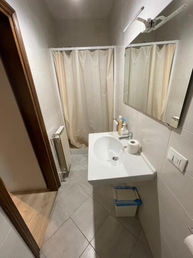 Romantic Enchantment With Private Bathroom Venecia